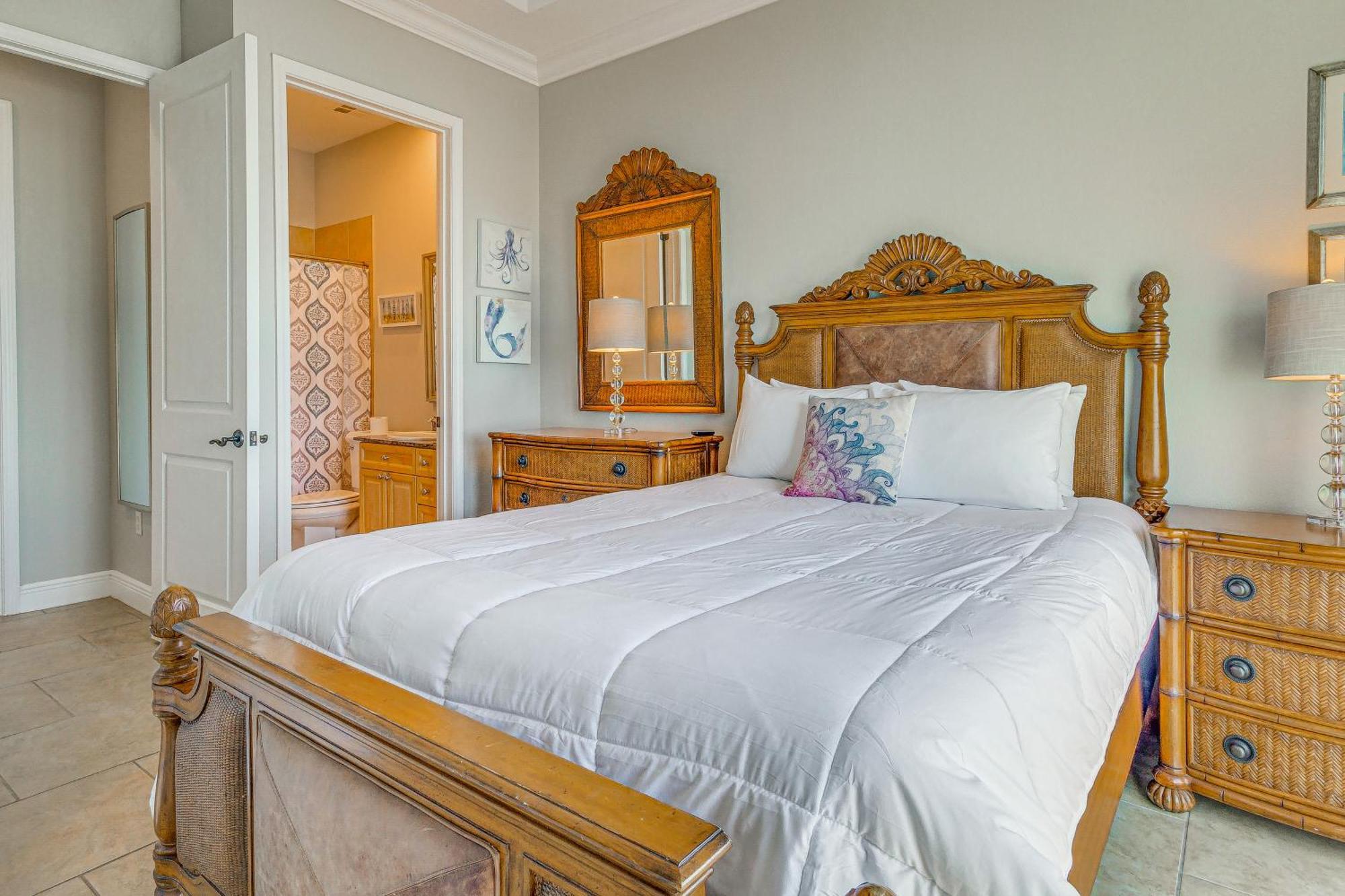 Pensacola Beach Penthouse With View And Pool Access! Exterior photo