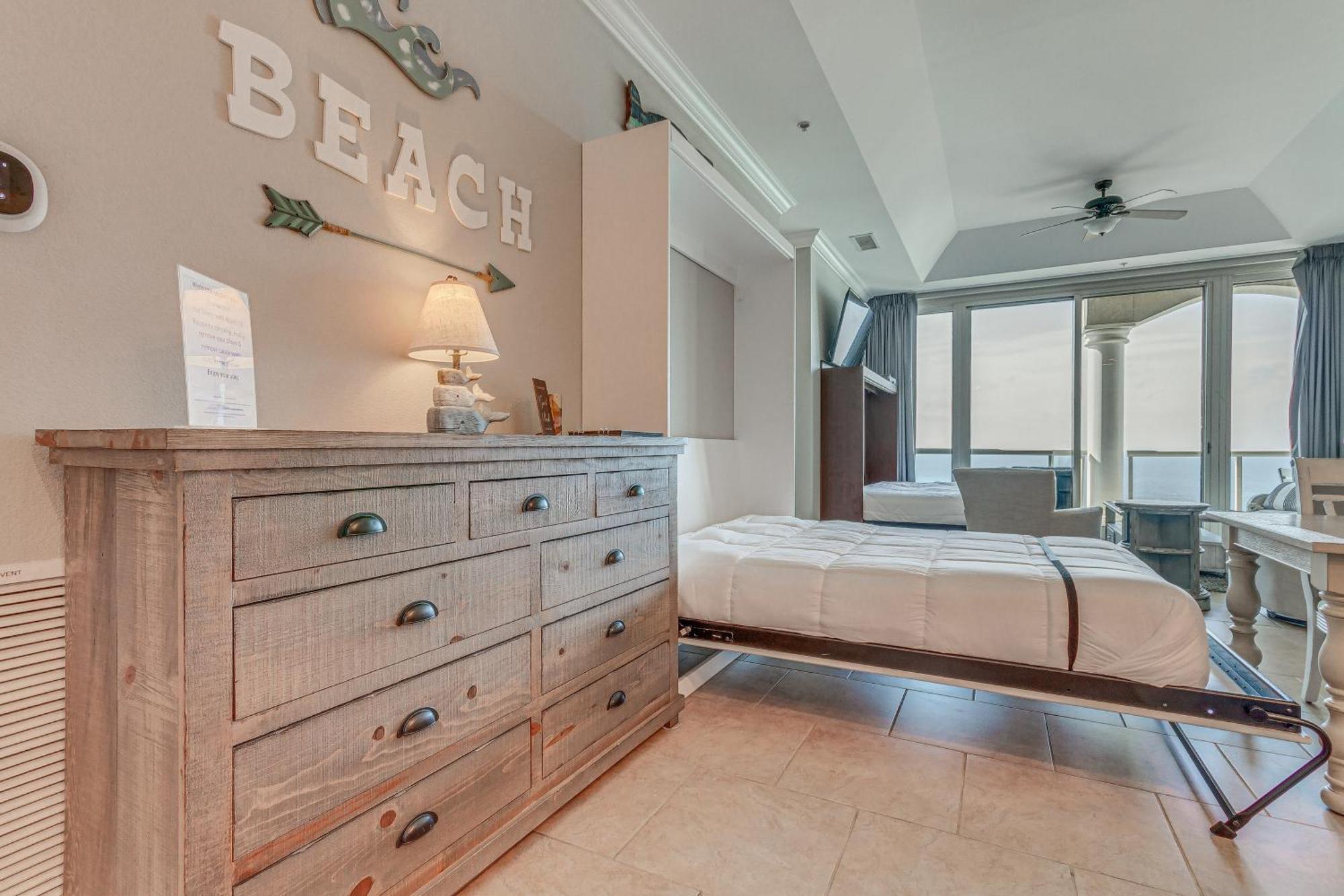 Pensacola Beach Penthouse With View And Pool Access! Exterior photo